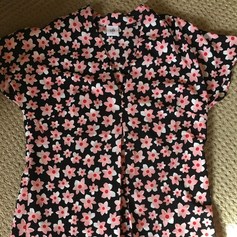 Spring 2018 CAbi harmony blouse size small